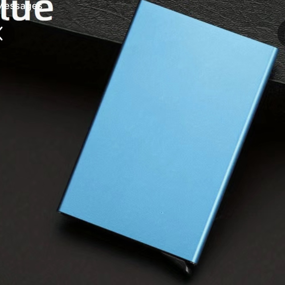 Popup card holder